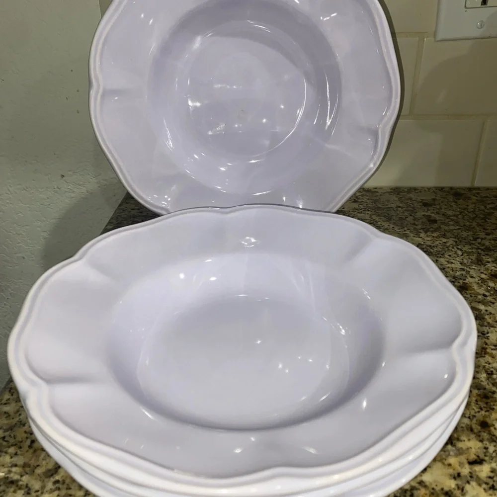 4 The Cellar Portugal Pale Lavender Embossed Scalloped Rim 9”W Dinner Bowls